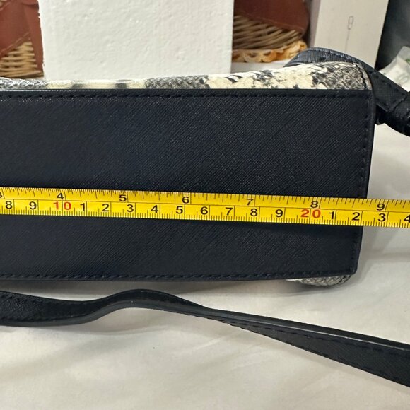 Michael Michael Kors Selma snakeskin print black leather crossbody medium bag - Picture 10 of 11